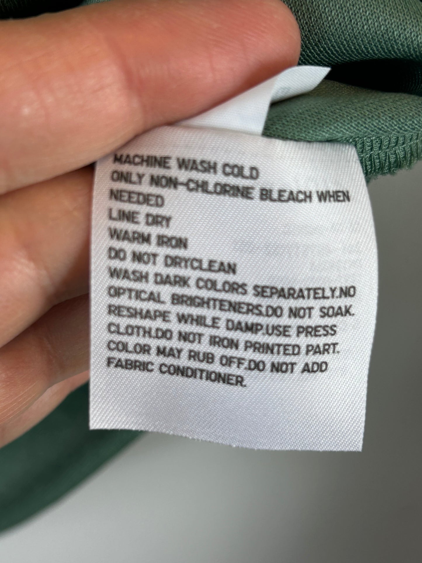 Uniqlo AIRism Sleeveless T-Shirt
