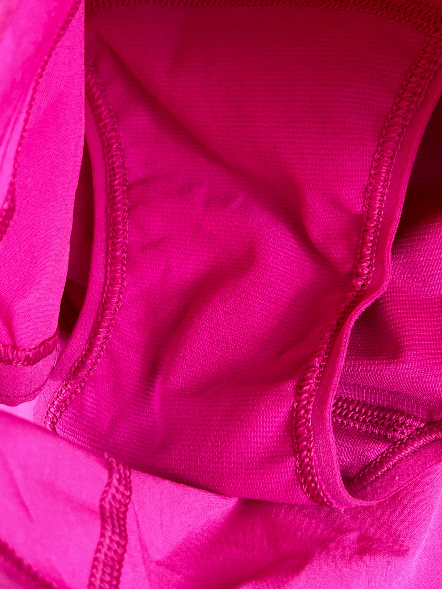 Lululemon Speed Up Short *2.5"
Ripened Raspberry