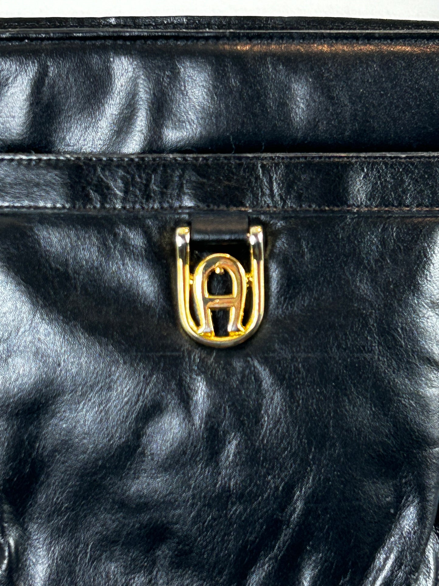 ETIENNE AIGNER Logo Black Full Grain Leather Shoulder Bag w/Goldtone Metal Hardware & Feet