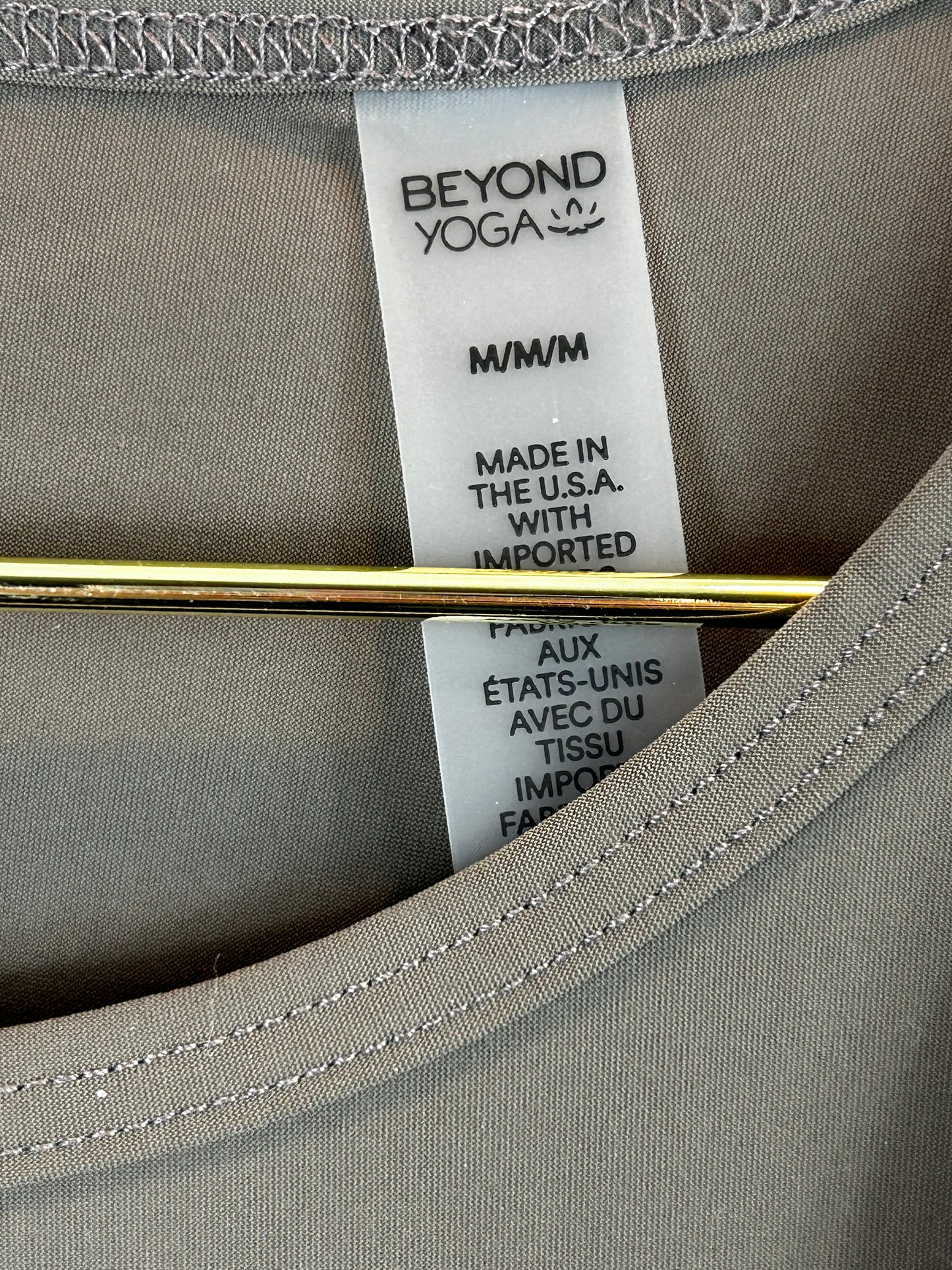 NWT Beyond Yoga Women's POWERBEYOND Lite Cardio Cropped