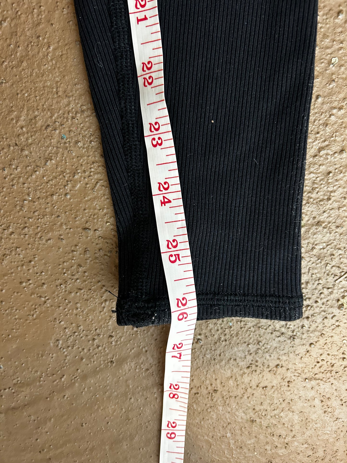 Alo Yoga High-Waist Legit womens leggings Black/Bone color.