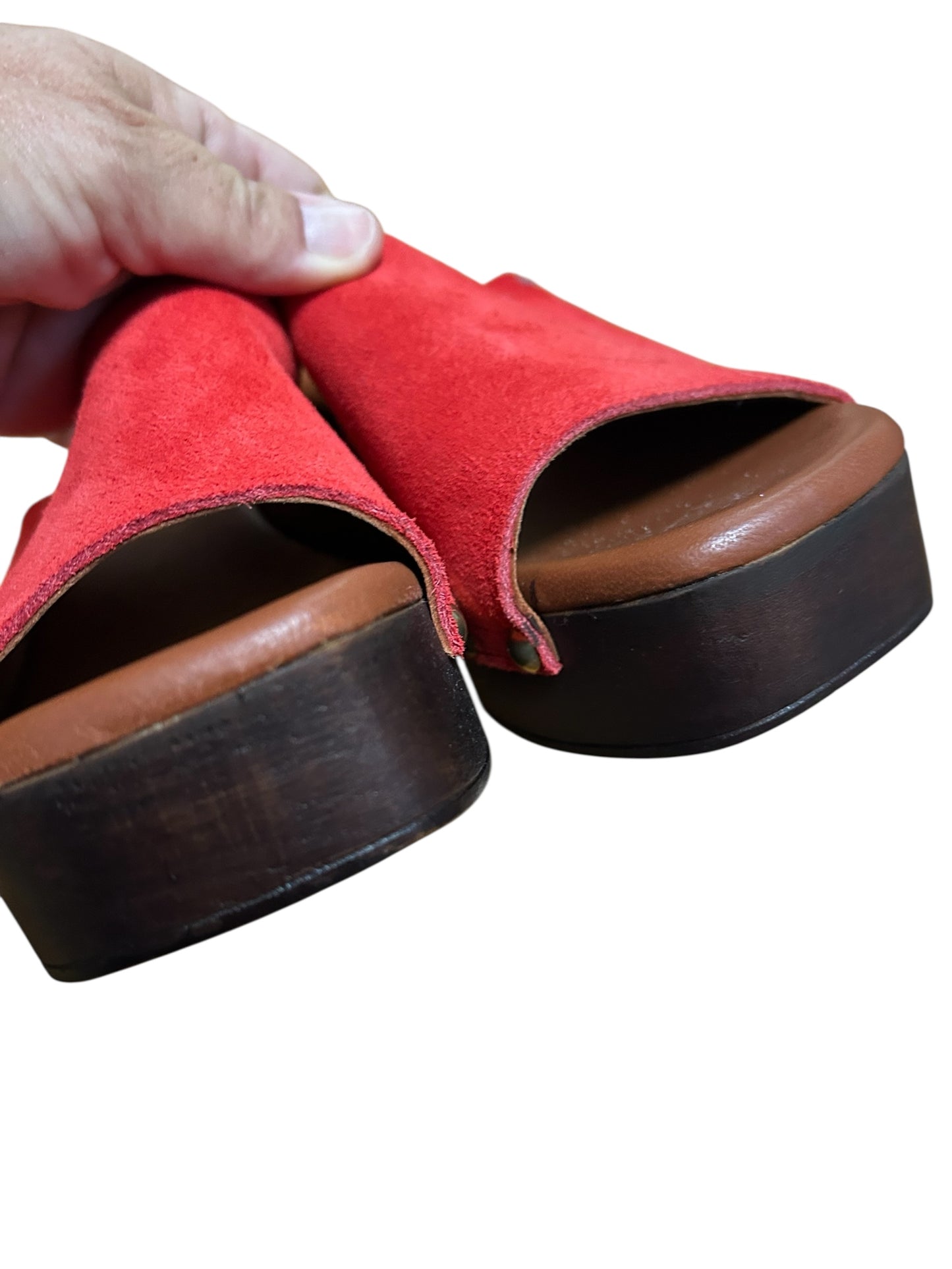 Penelope Chilvers Arusha Suede Mule sandals in red like new