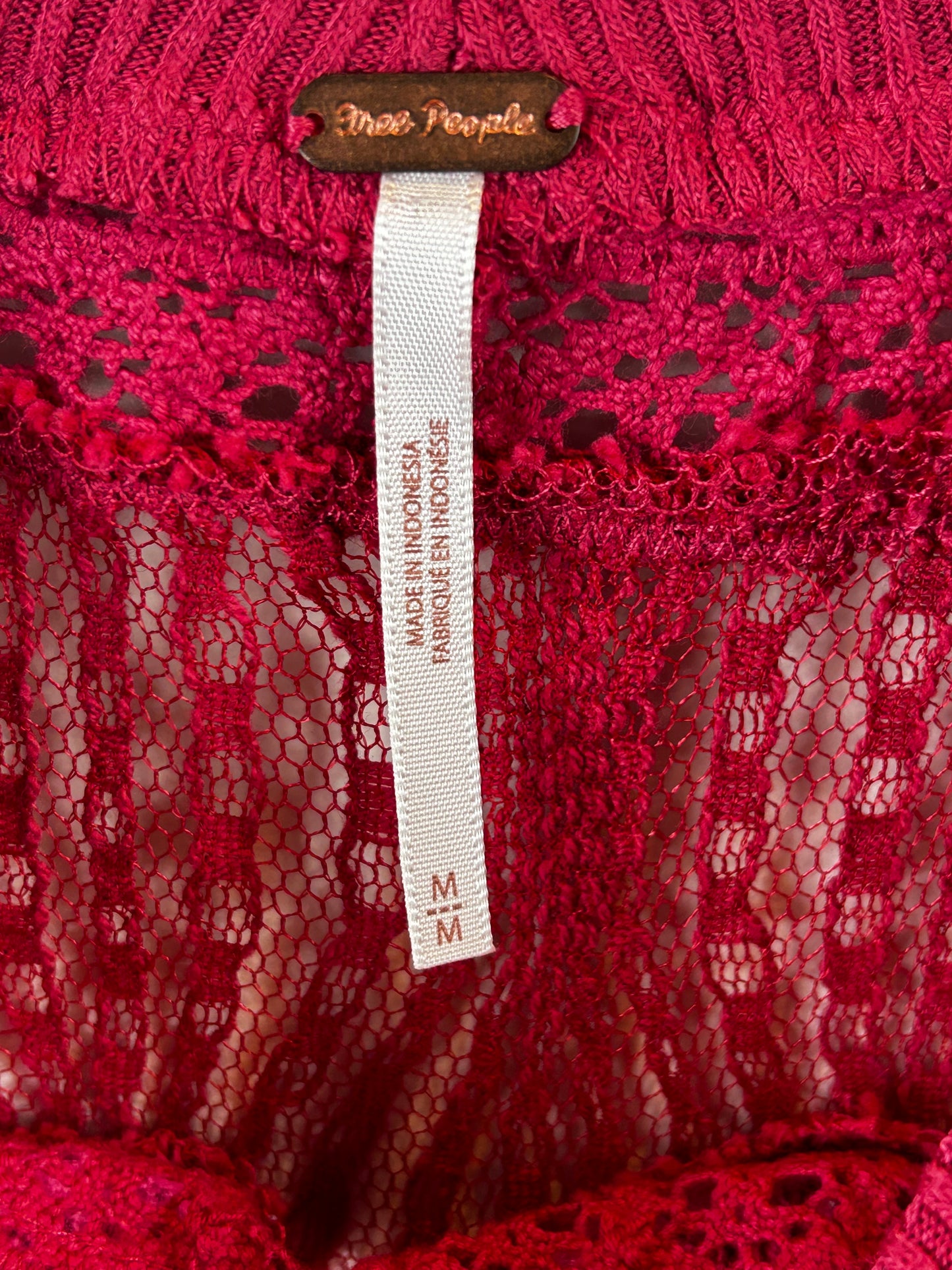 FREE PEOPLE Spring Valley Lace Trim Top, sz medium NWT