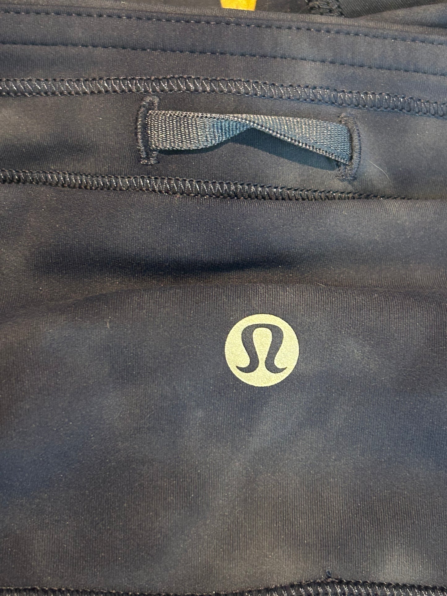 Lululemon Invigorate High-Rise Tight 25" *Diamond Dye
Diamond Dye Shade Naval Blue