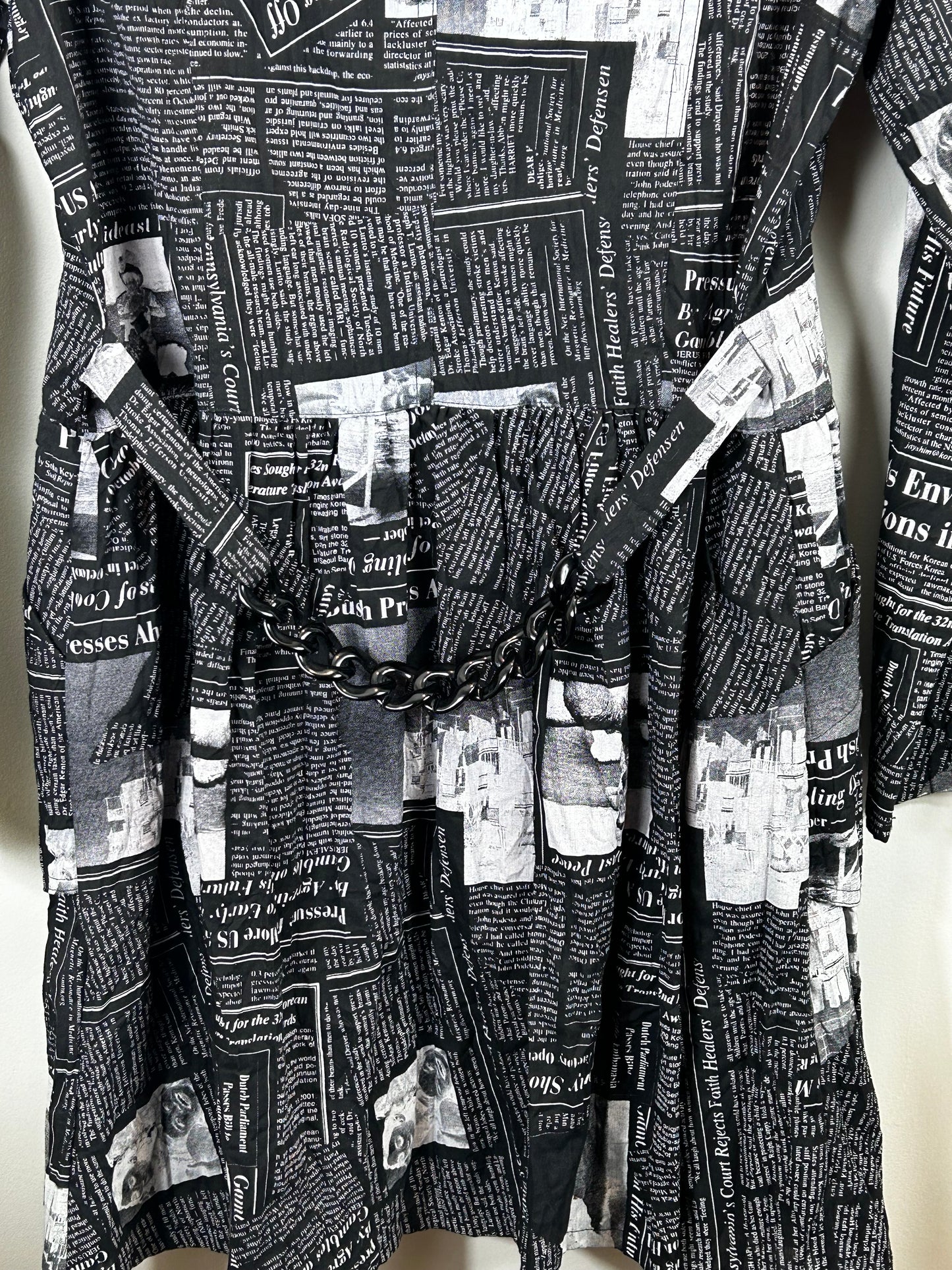 IC By Connie K Newspaper Print Asymmetrical Tunic Jacket MEDIUM Lagenlook Art to Wear