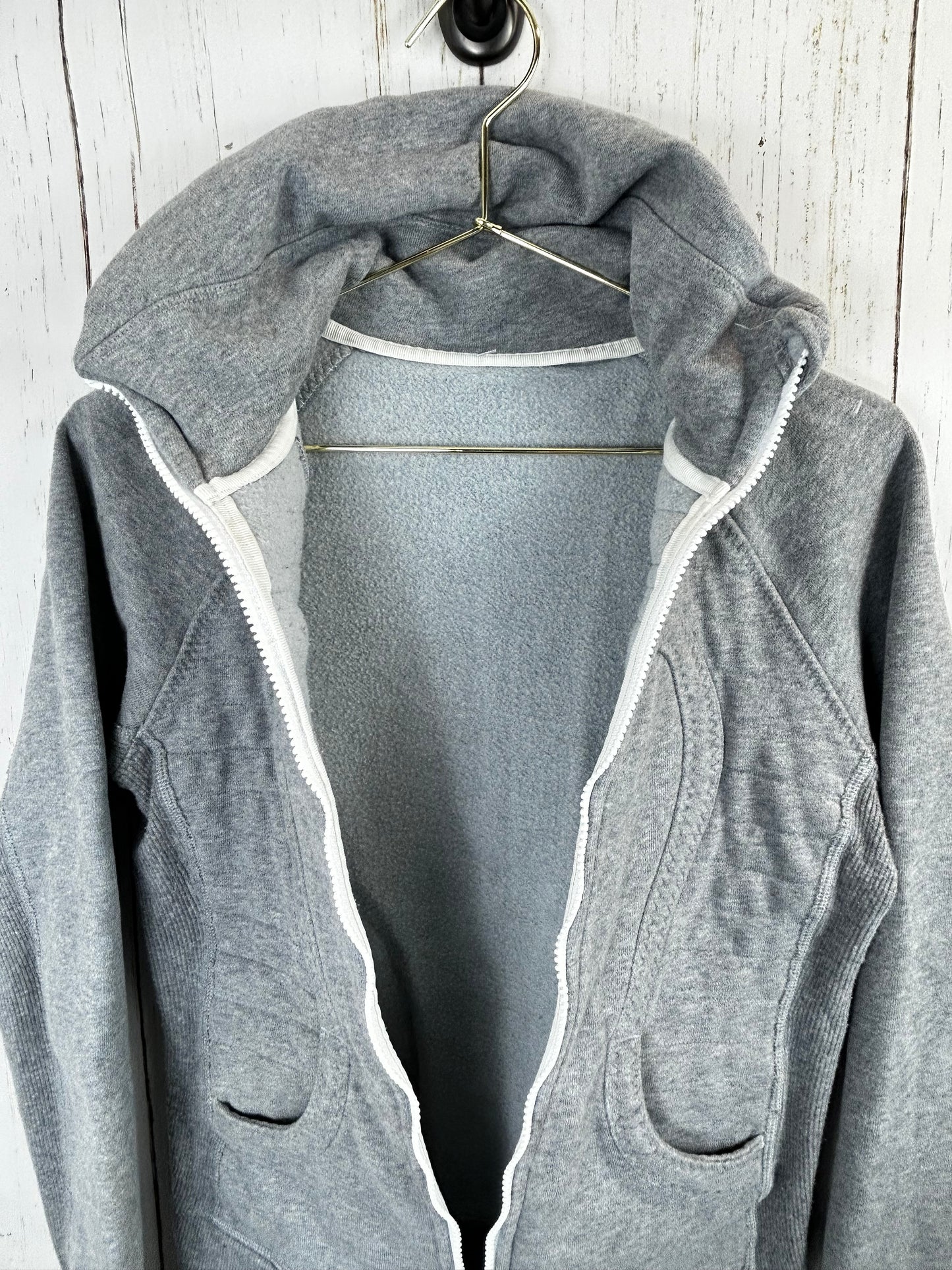 Lululemon Calm & Cozy Jacket
Heathered Medium Grey / Silver Spoon