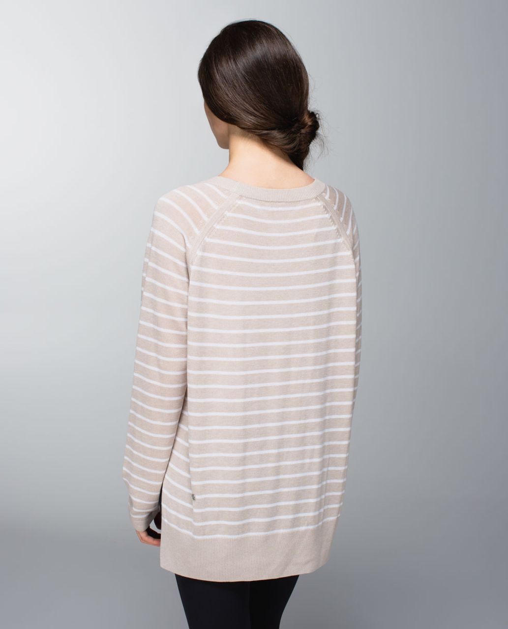 Lululemon Post Savasana Pullover
Heathered Cashew / White