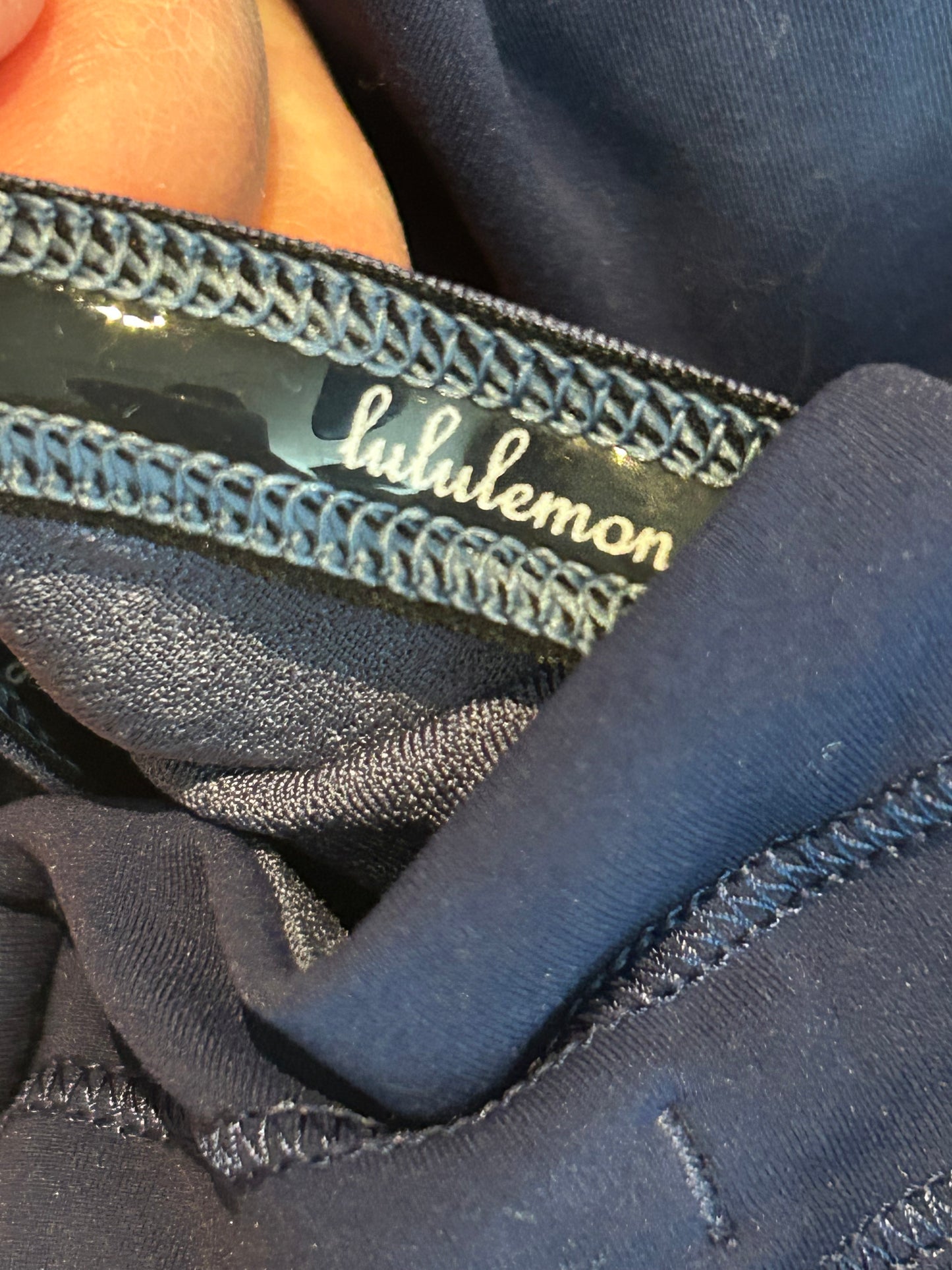 Lululemon Invigorate High-Rise Tight 25" *Diamond Dye
Diamond Dye Shade Naval Blue