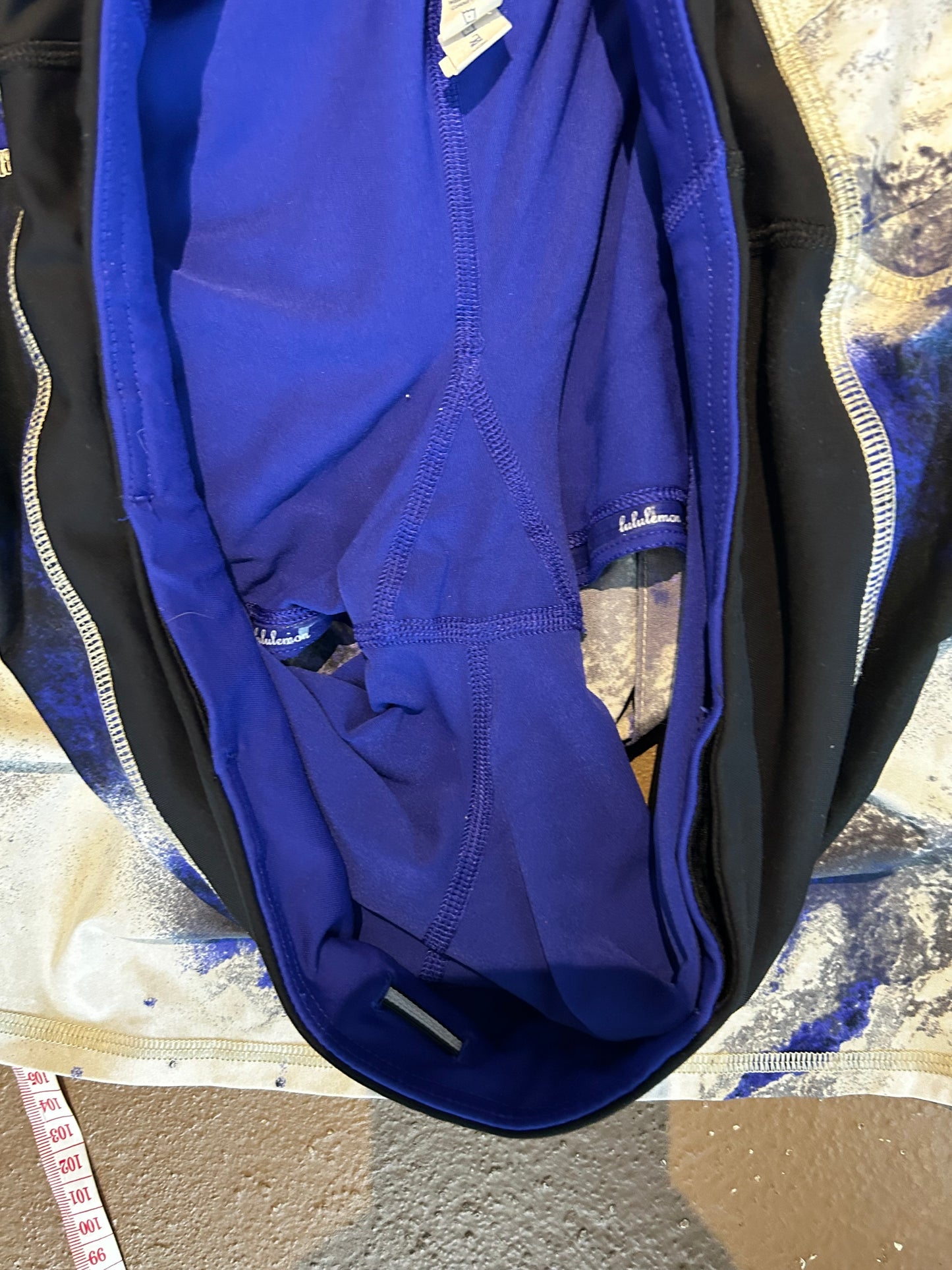 Lululemon Run: Pace Setter Skirt (8 Tall) Milky Way Multi Print / Black / Pigment Blue