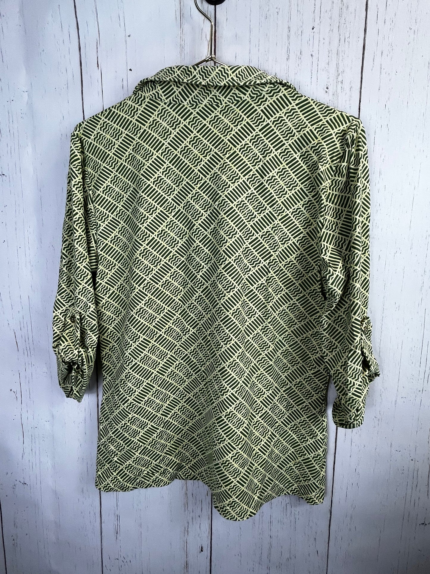 J. McLaughlin size sm Catalina Green Geo button front Collar roll tab sleeve Top