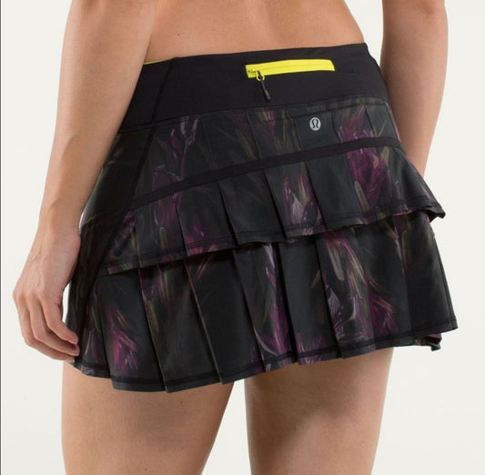 Lululemon Run: Pace Setter Skirt 
Midnight Iris Multi / Black