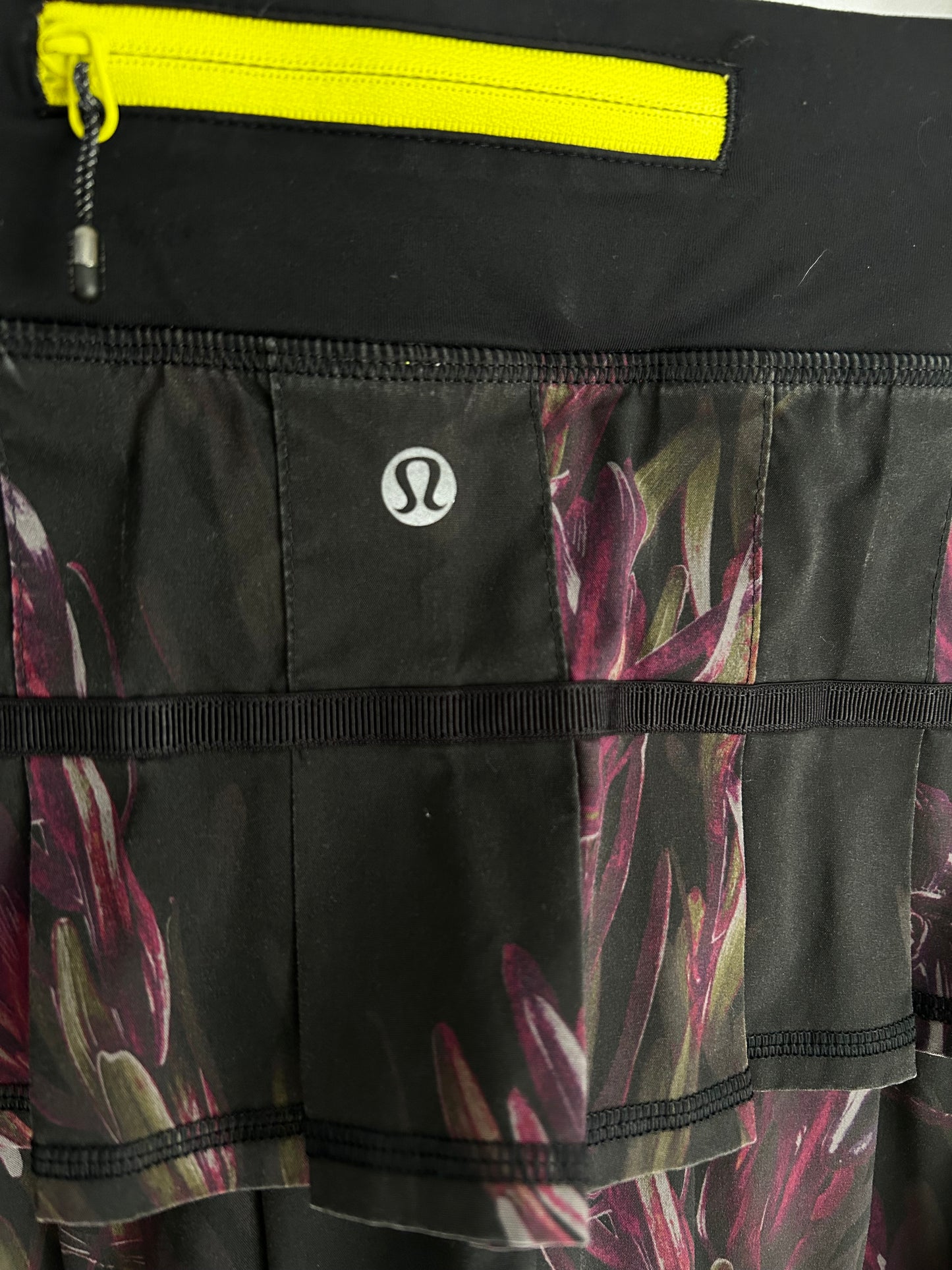 Lululemon Run: Pace Setter Skirt 
Midnight Iris Multi / Black