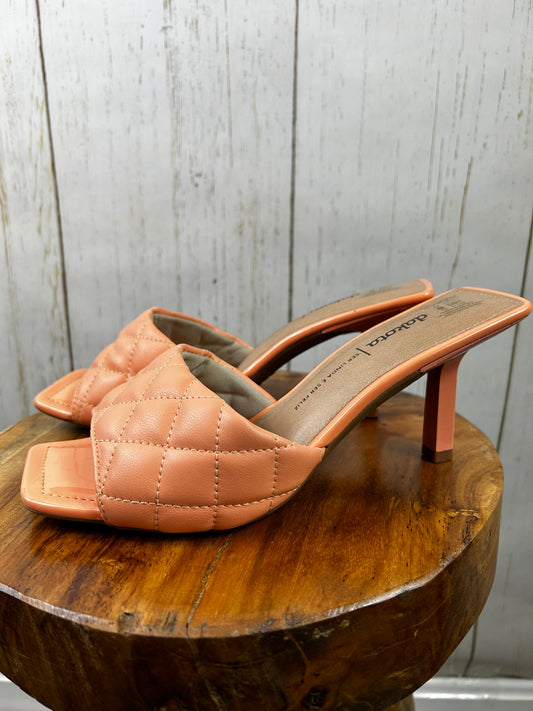 Dakota womens peach clog heel shoes- size 8