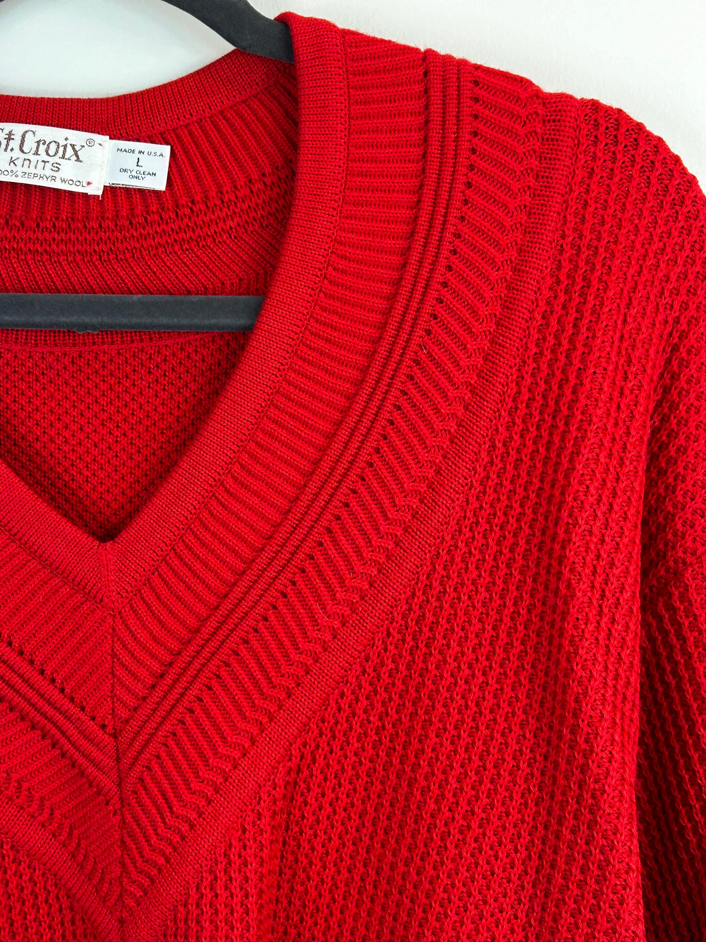 St. Croix Knits Men's Red 100% Zephyr Wool V-Neck Knit Sweater - Size L