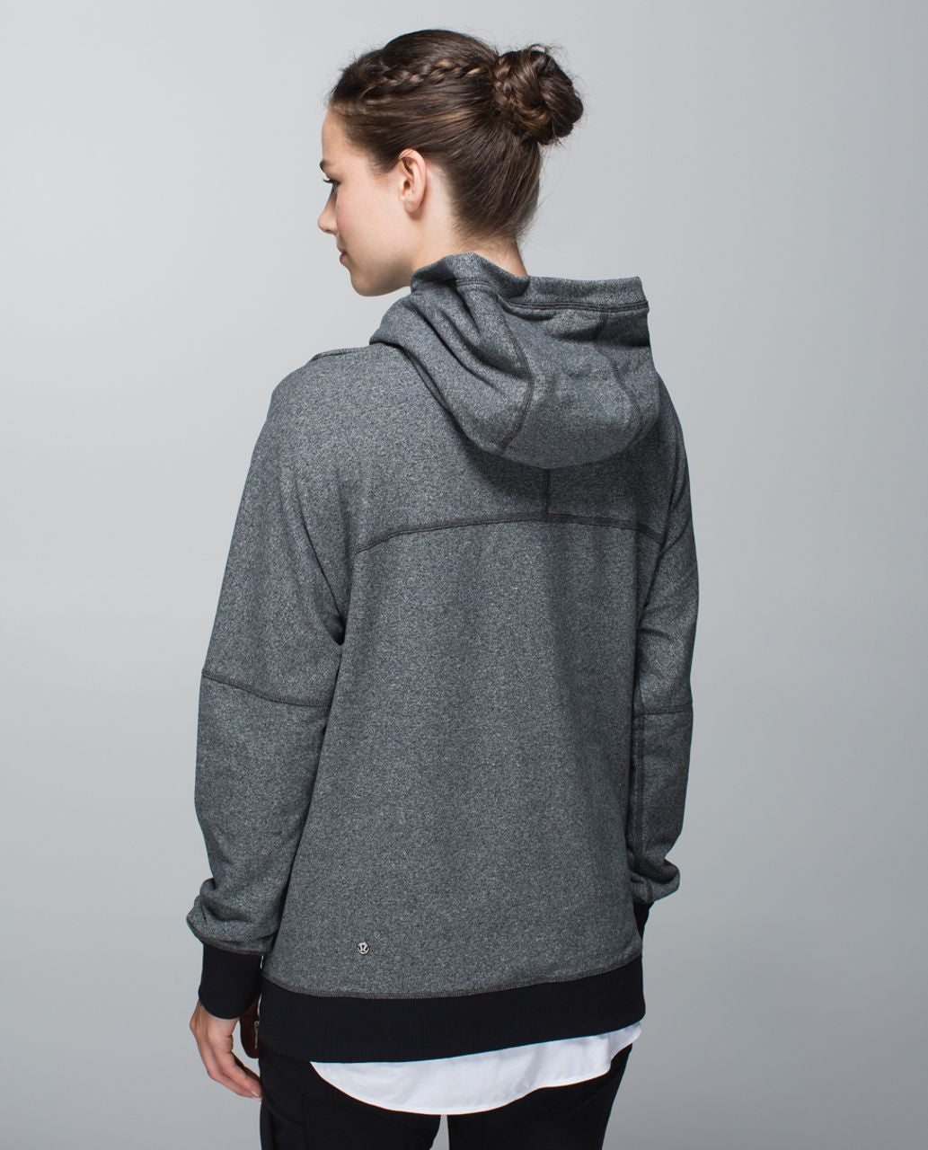 Lululemon Om & Roam Pullover
Heathered Speckled Black / Black