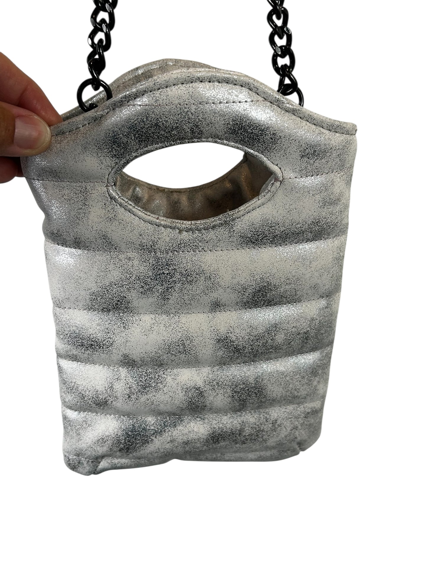 Think Royln Metallic Quilted Crossbody Bag like new.