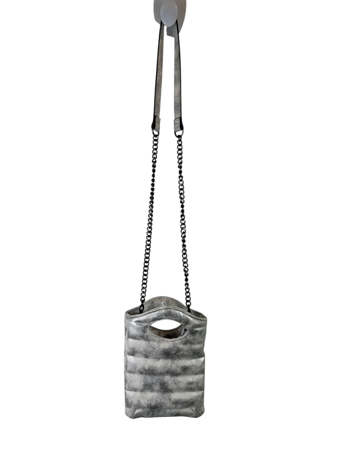 Think Royln Metallic Quilted Crossbody Bag like new.