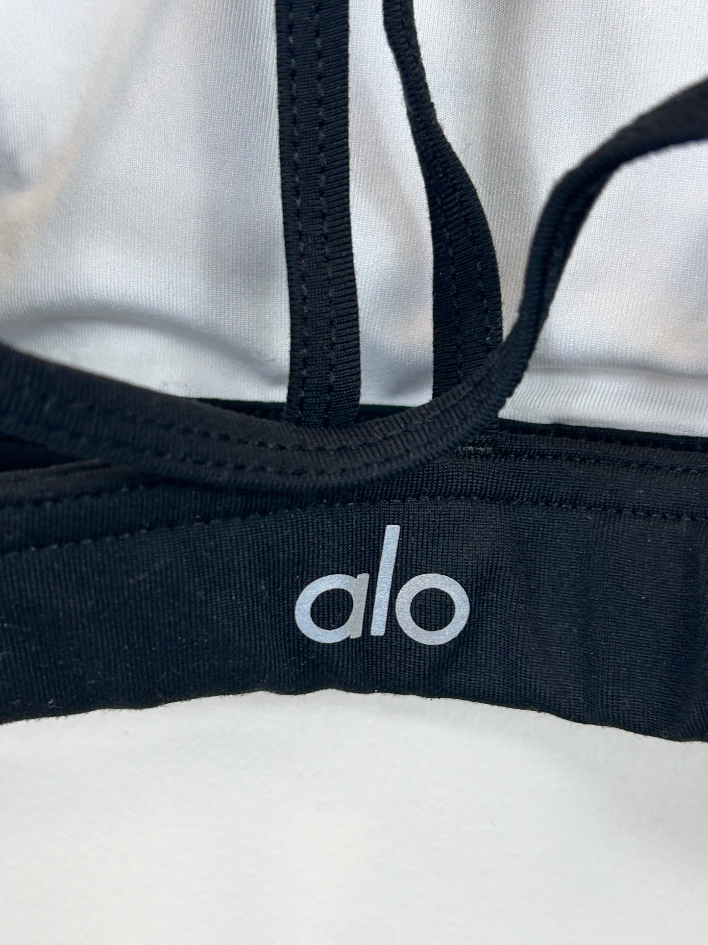 Alo Yoga Radiance Strappy back Sports Bra Black White Lined Women's Size M