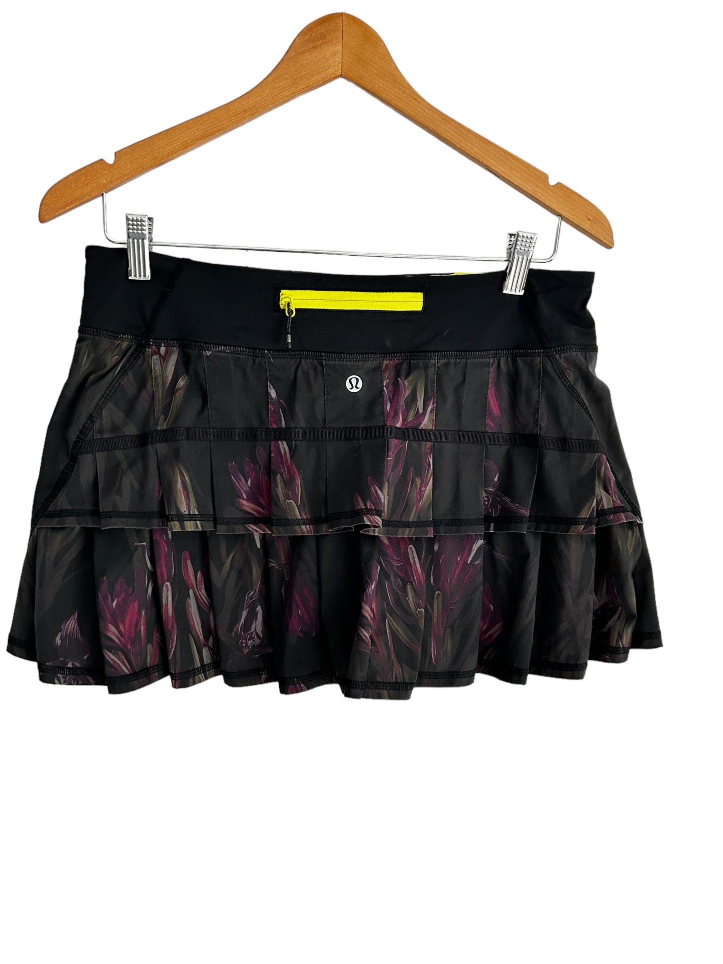 Lululemon Run: Pace Setter Skirt 
Midnight Iris Multi / Black