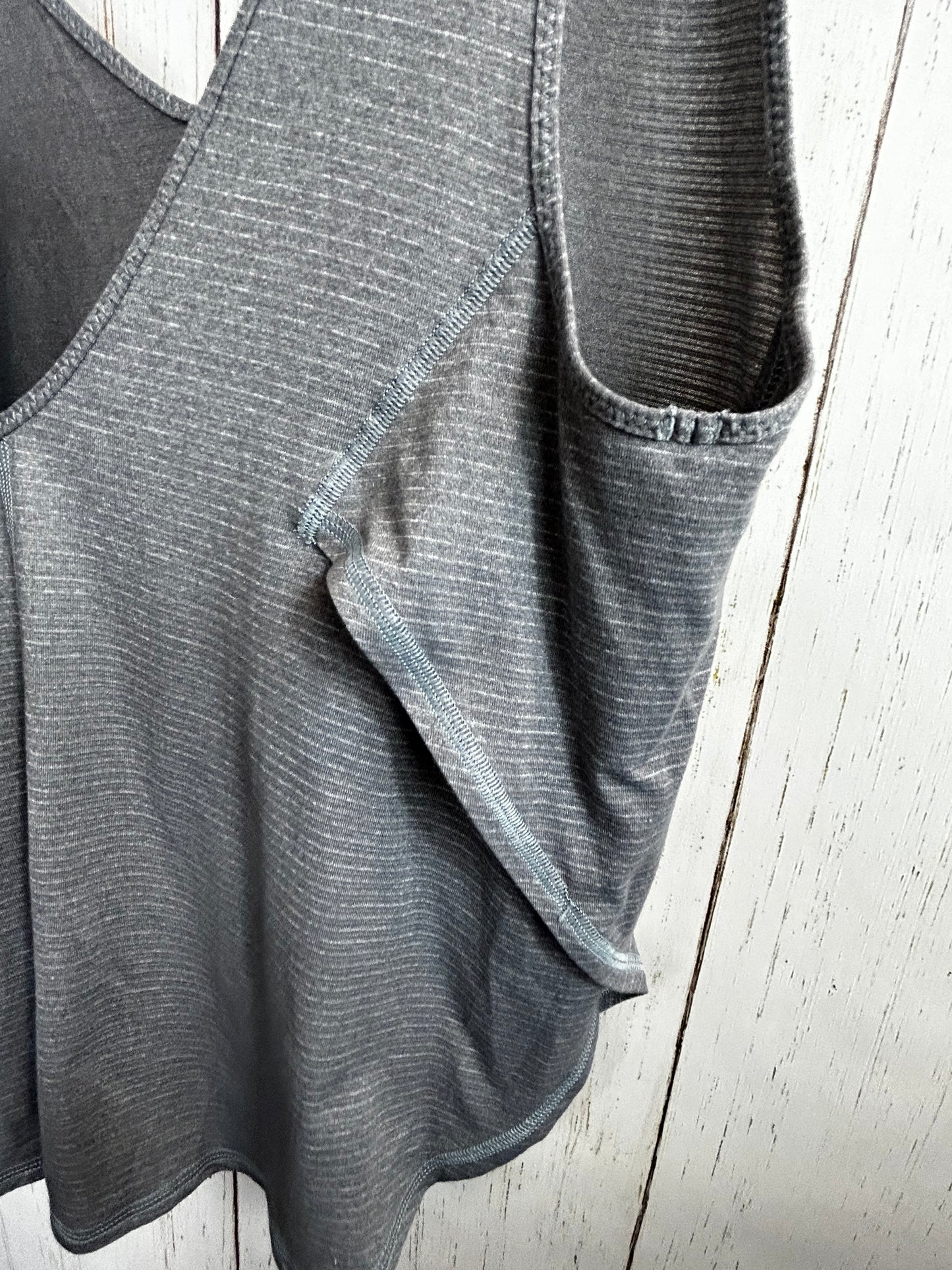 Lululemon Seek The Heat Tank Top Heather Gray