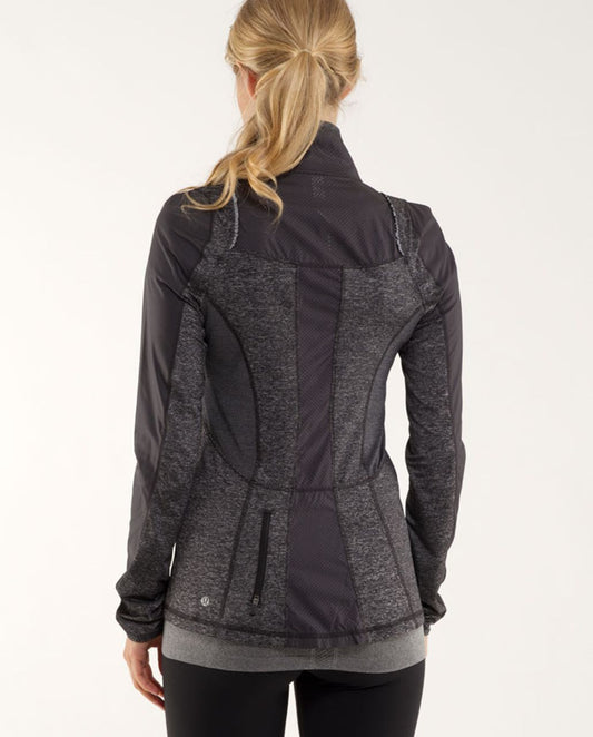 Lululemon Run: Featherweight Hybrid Jacket
Black