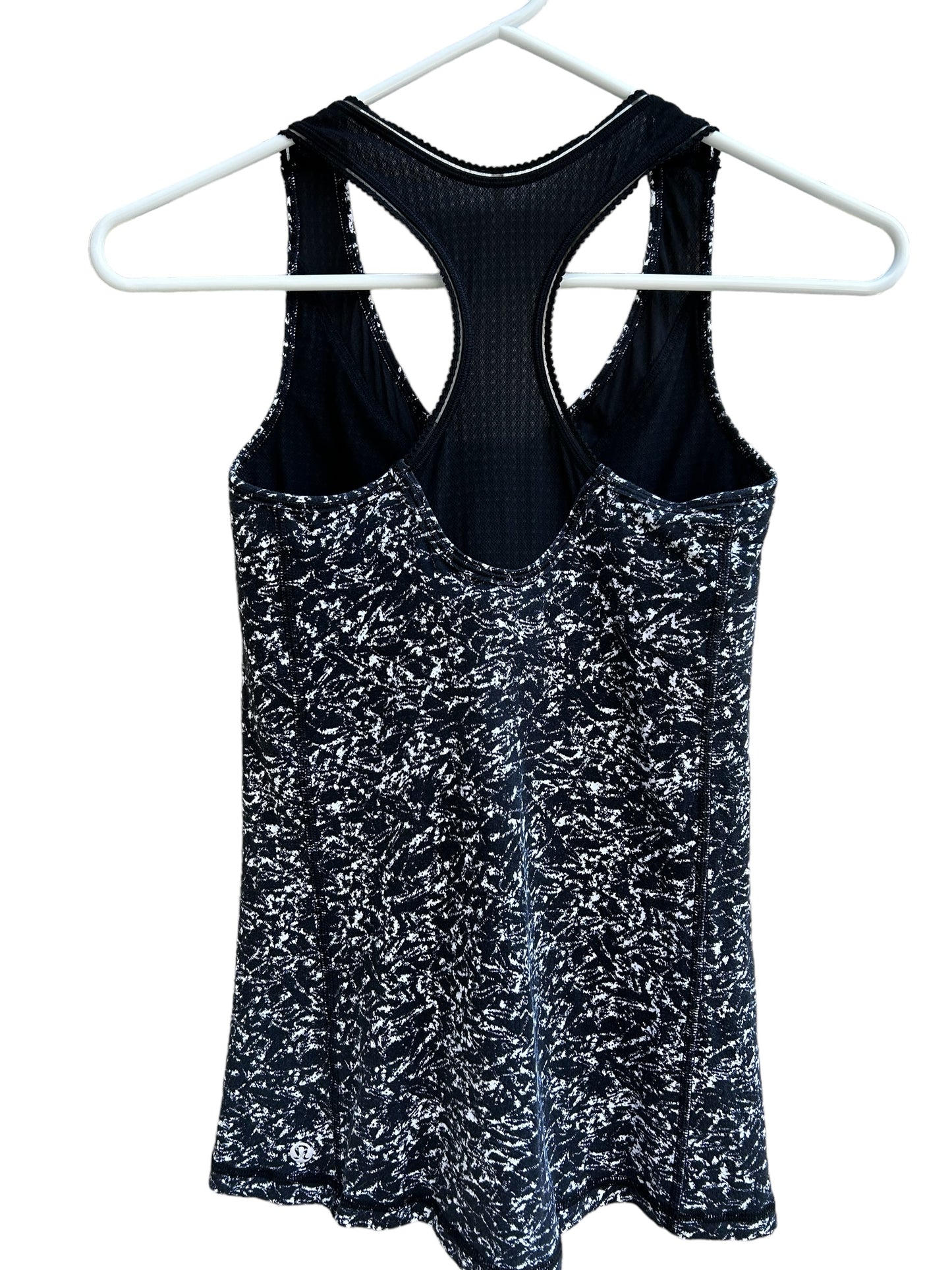 Lululemon Deep Breath Tank
Iced Wave White Black