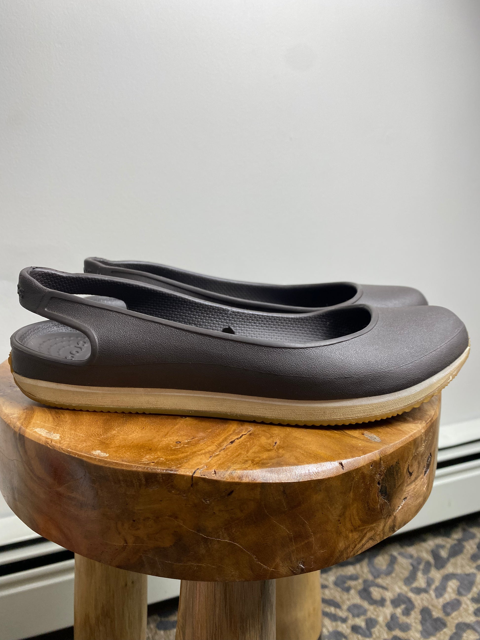 Crocs top slingback flats