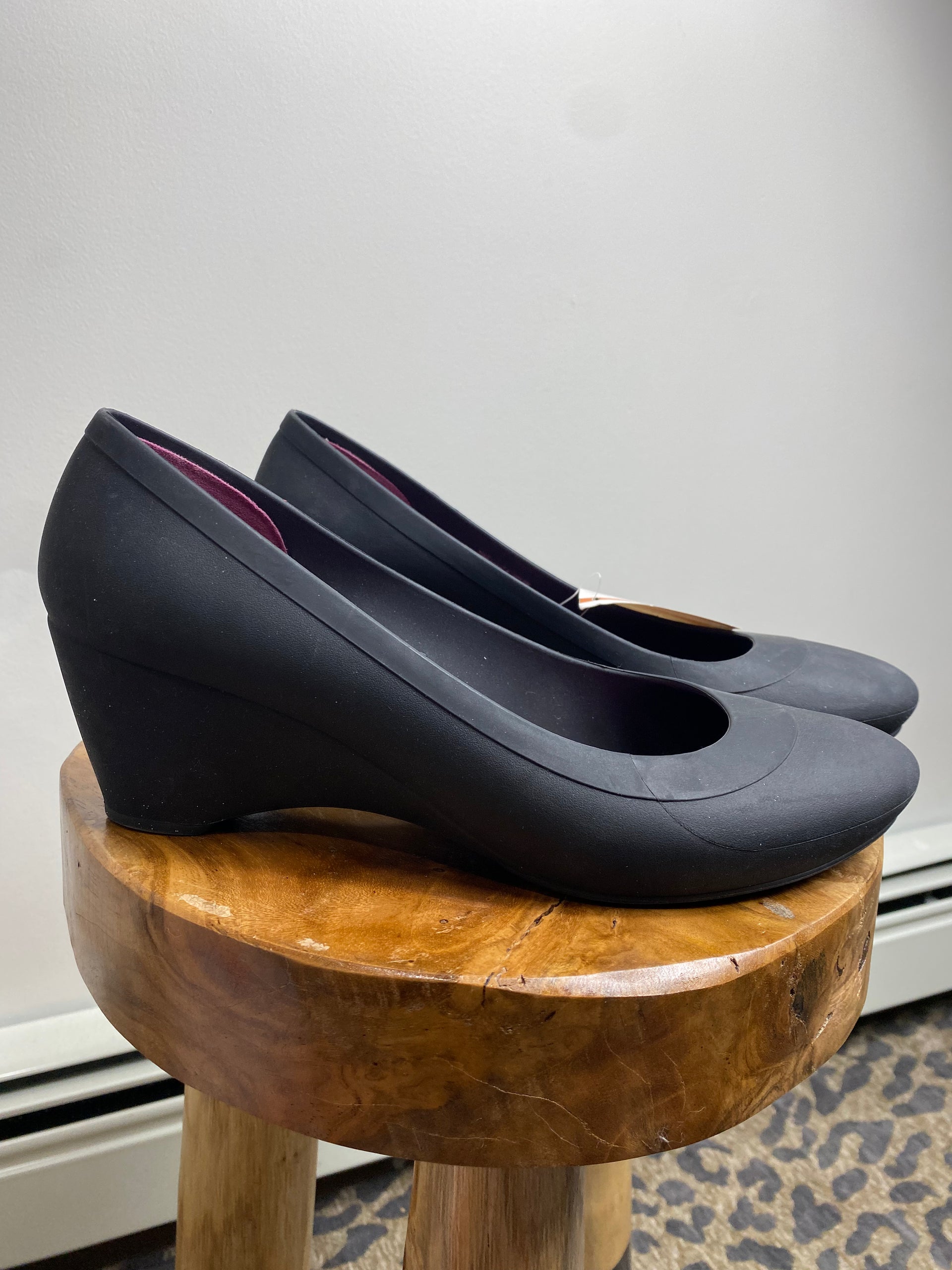 Crocs women's online lina wedge pump