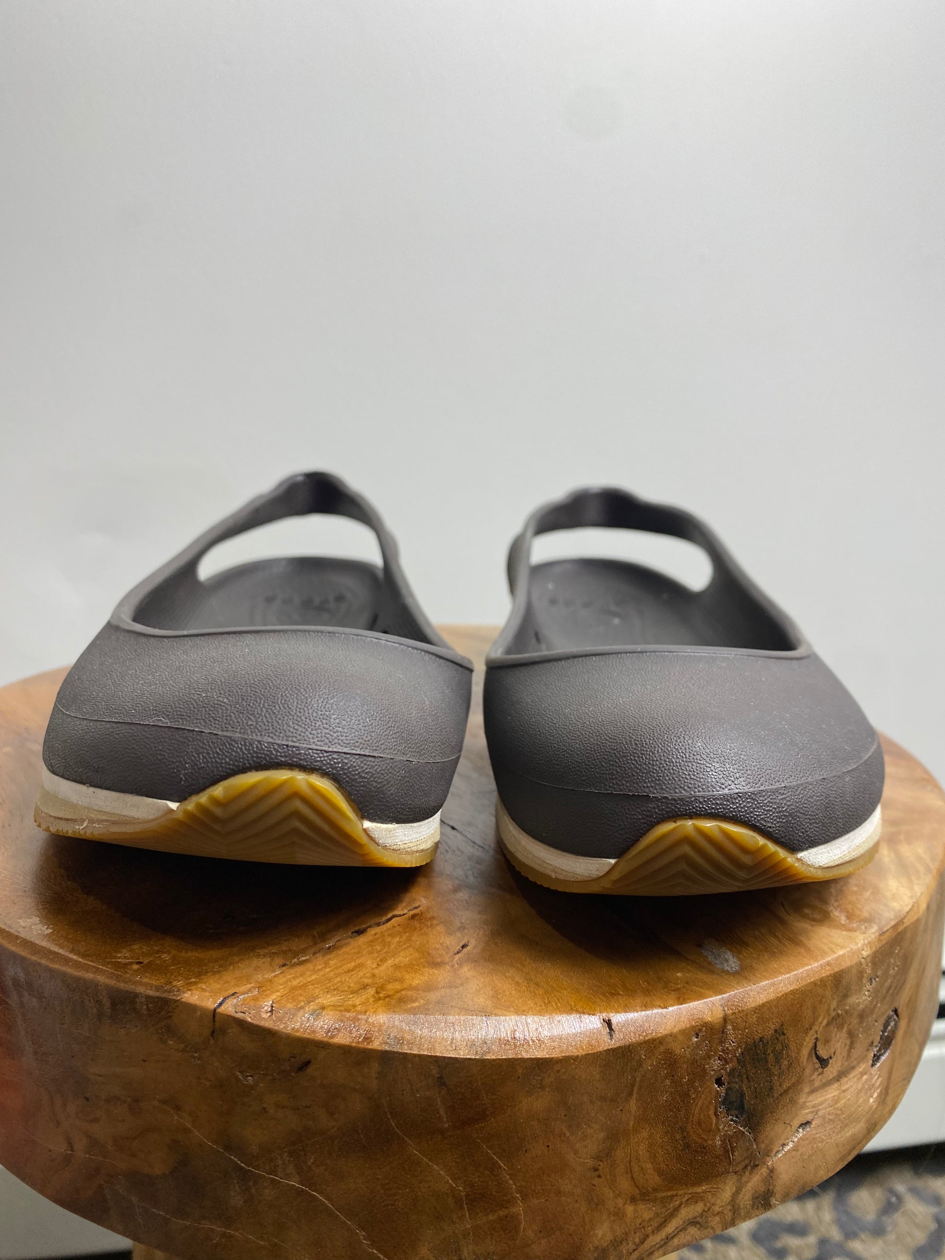 Crocs retro slingback flat hotsell